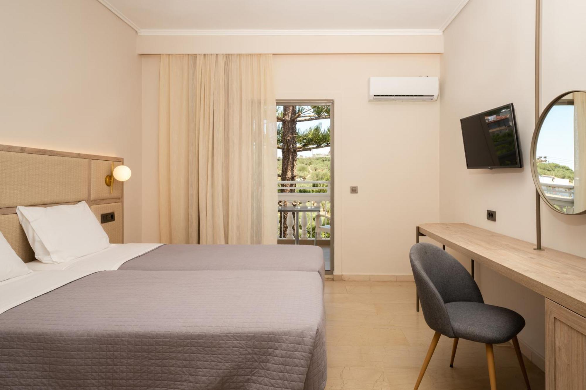 คาราส กรันเด รีสอร์ต Hotel พลานอส ภายนอก รูปภาพ