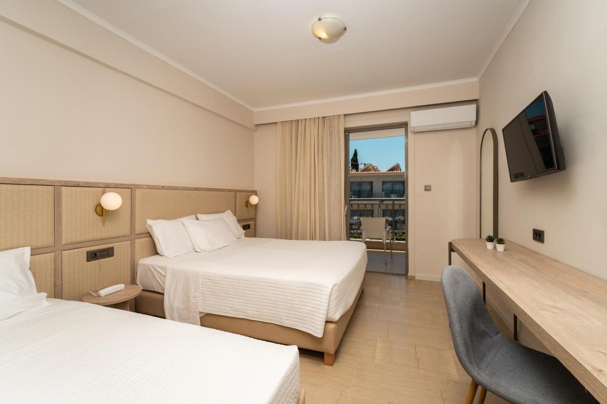 คาราส กรันเด รีสอร์ต Hotel พลานอส ภายนอก รูปภาพ