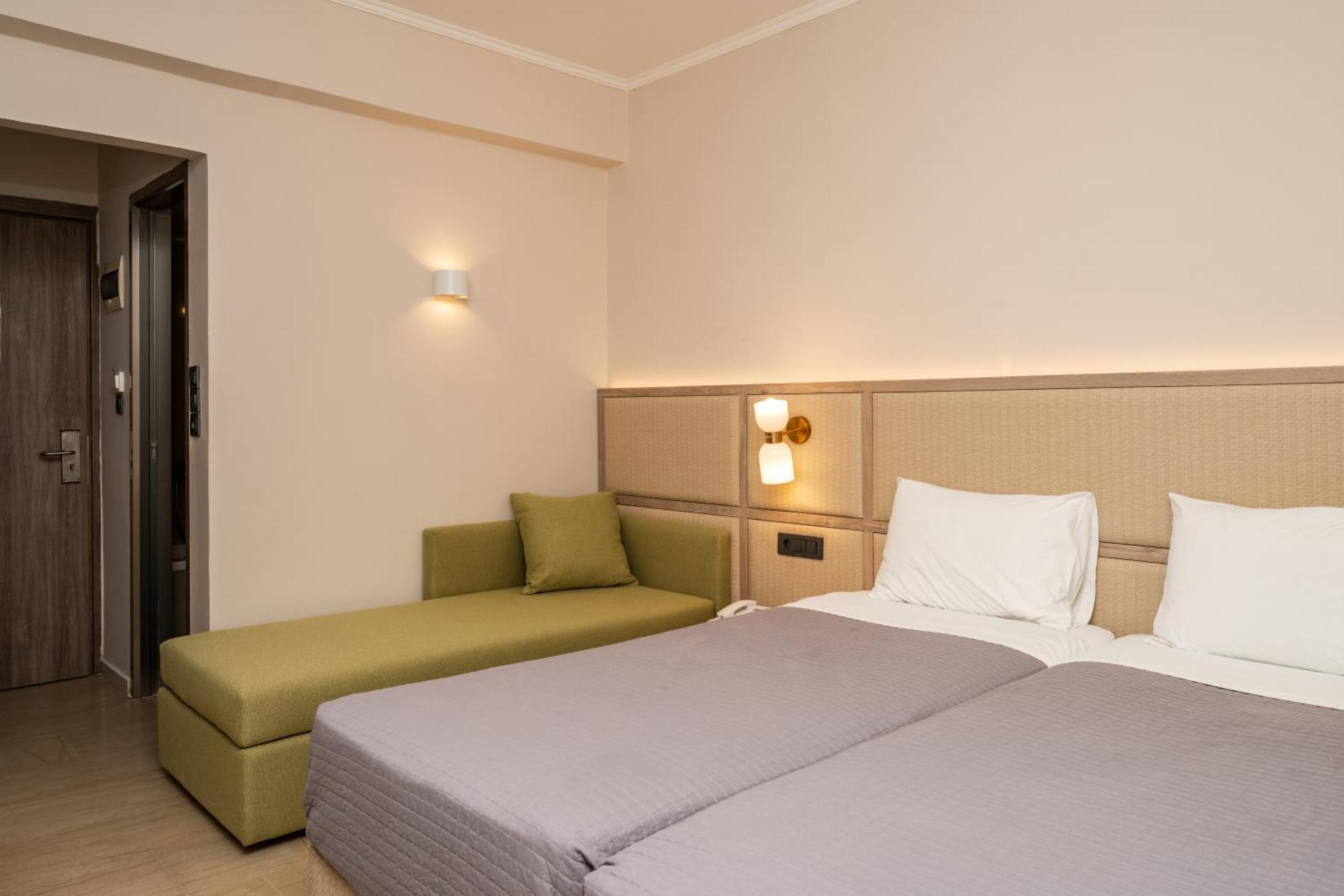 คาราส กรันเด รีสอร์ต Hotel พลานอส ภายนอก รูปภาพ